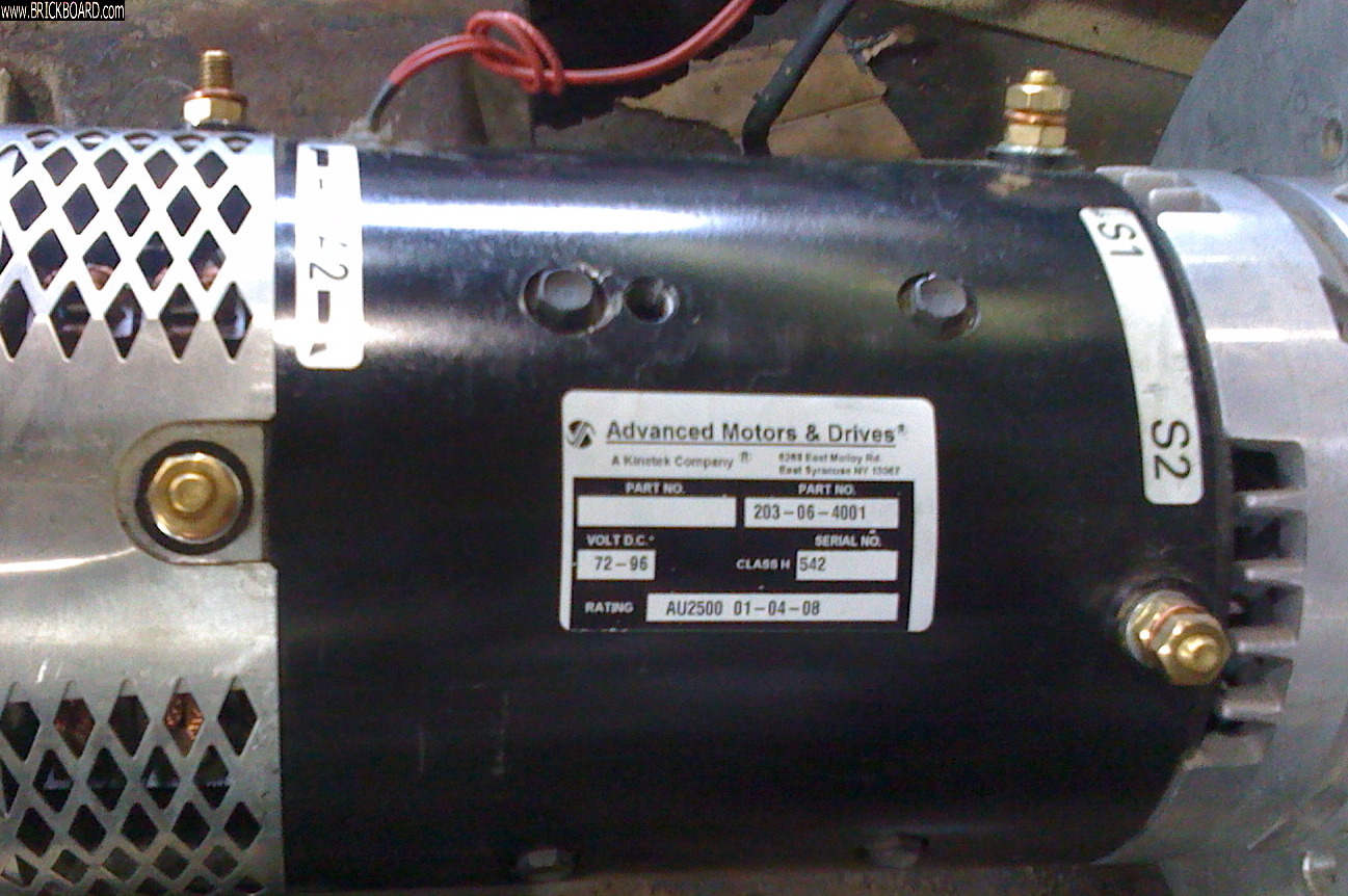 Volvo  -- Electric duett at Xray motors