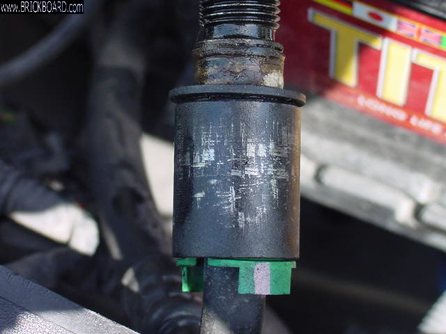 Volvo V70 -- Volvo v70 1999 radiator oil line