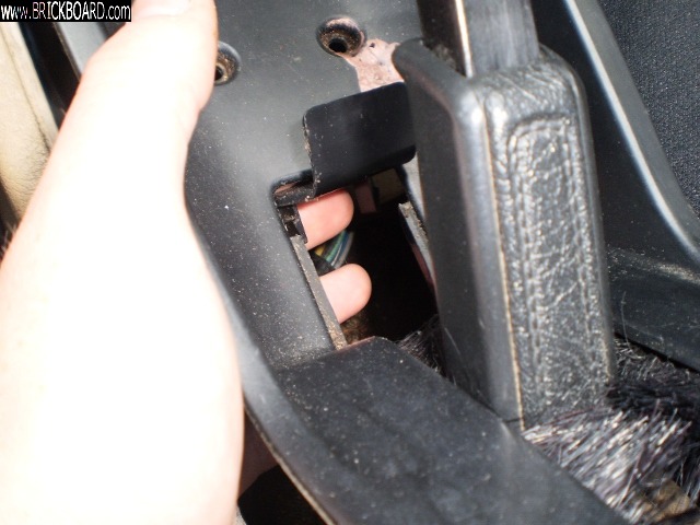 Volvo 700 -- Shifter looseness