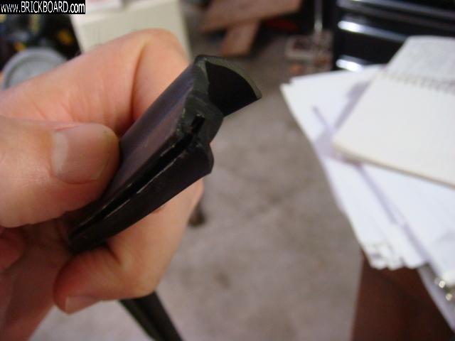 Volvo  -- 960 sunroof weatherstrip