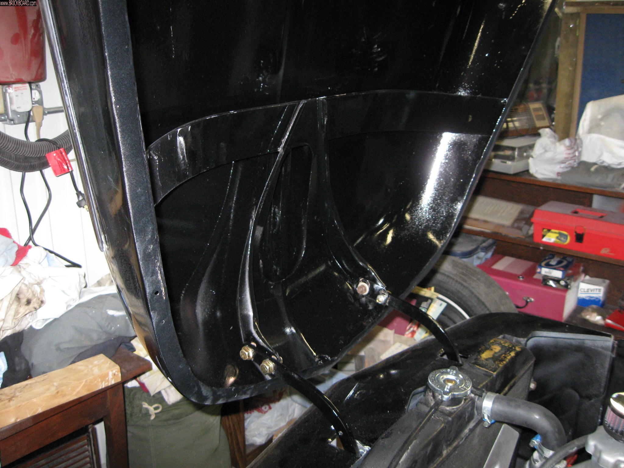 Volvo 444-544 -- 544 Hood