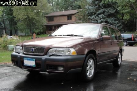 Volvo  -- 1998 Volvo XC70