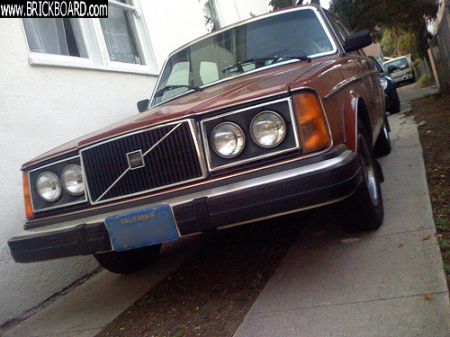 Volvo  -- 1979 245 DL Quad Round