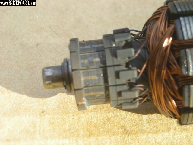 Volvo 900 -- Fuel Pump Guts
