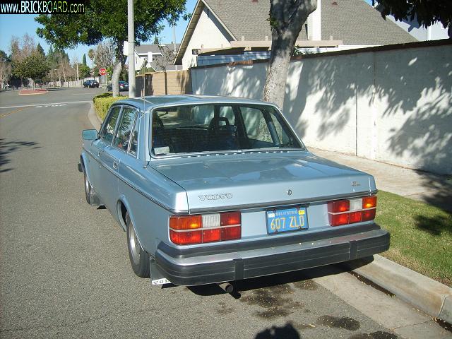Volvo  -- 1980 GL 