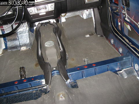 Volvo 140-160 -- Volvo 164 sound deadening pics (3 of 3)