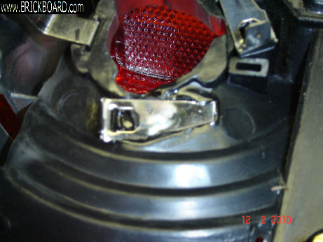 Volvo 700 -- brake light bulb failure