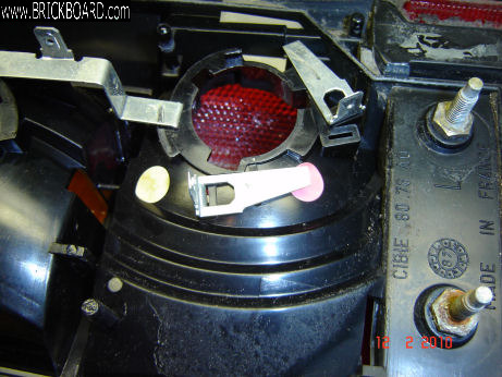 Volvo 700 -- brake light bulb failure
