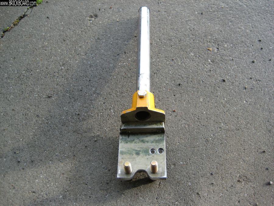 Volvo  -- B234 oil pump pulley tool-1