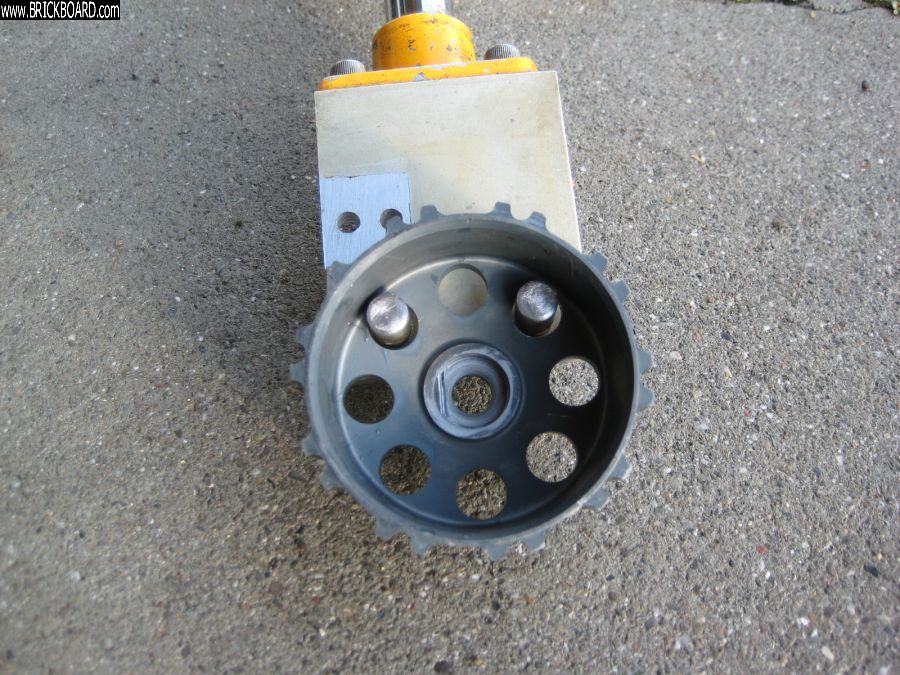 Volvo  -- B234 oil pump pulley tool 3