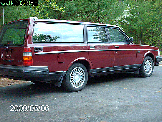 Volvo 200 -- 240 - 5 speed