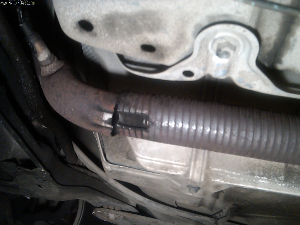 Volvo 850 -- no catalytic converter