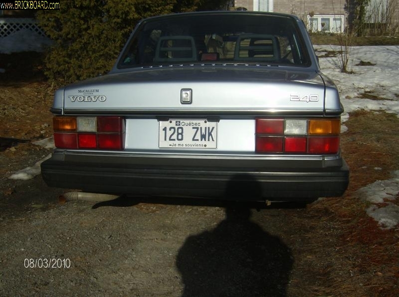 Volvo  -- 1991 Volvo DL
