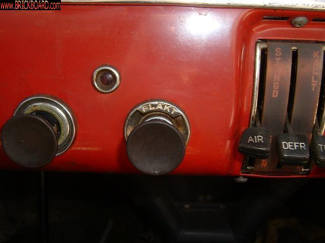 Volvo 120-130 -- 122 OD Light