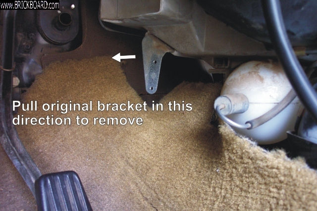 Volvo 200 -- Scantech Heater Valve Install