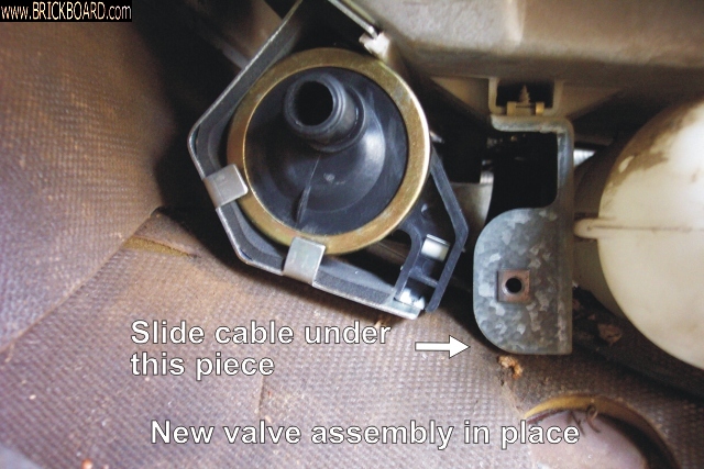 Volvo 200 -- Scantech Heater Valve Install
