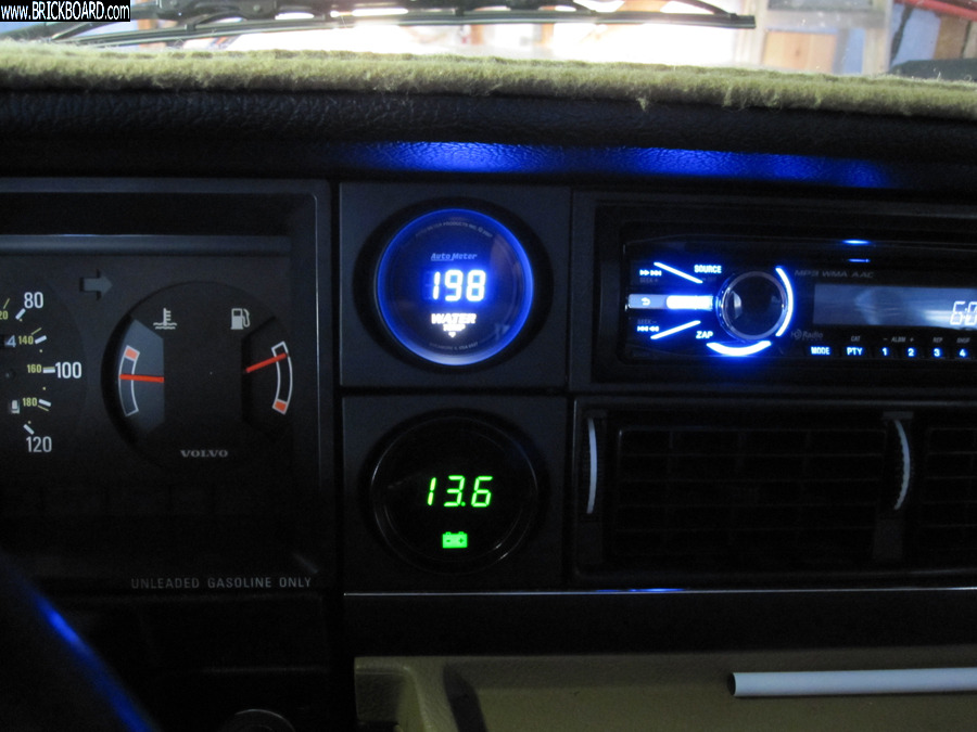 Volvo 200 -- Autometer Water Temp Gauge, Cyberdyne Voltmeter in 1989 245