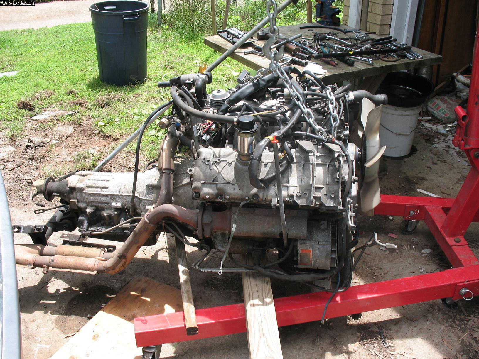 Volvo 700 -- PRV engine