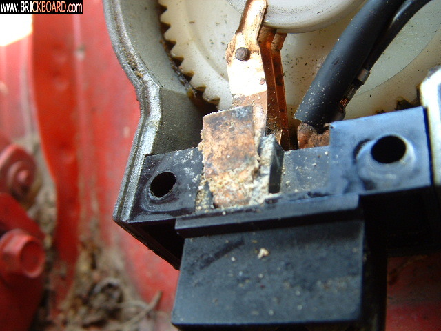 Volvo 200 -- 240 Wiper park fix.  Before