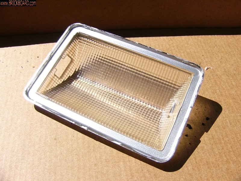 Volvo 200 -- 245 dome light rehab