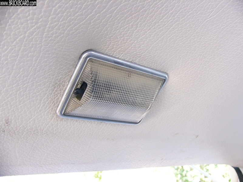 Volvo 200 -- 245 dome light rehab