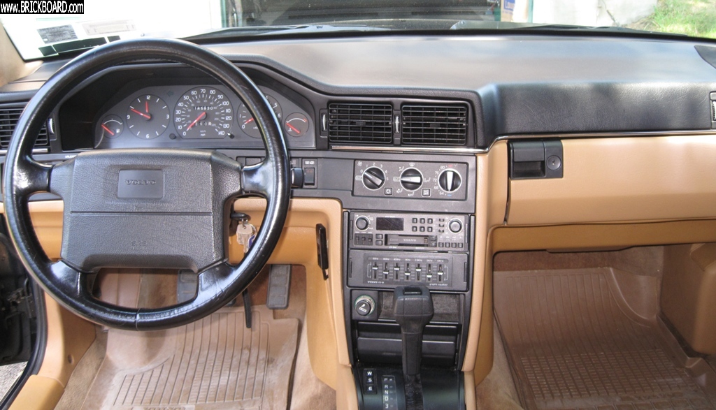 Volvo 900 -- Our Baby Interior front
