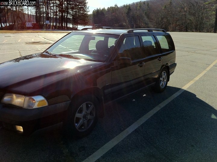 Volvo  -- 98 xc70