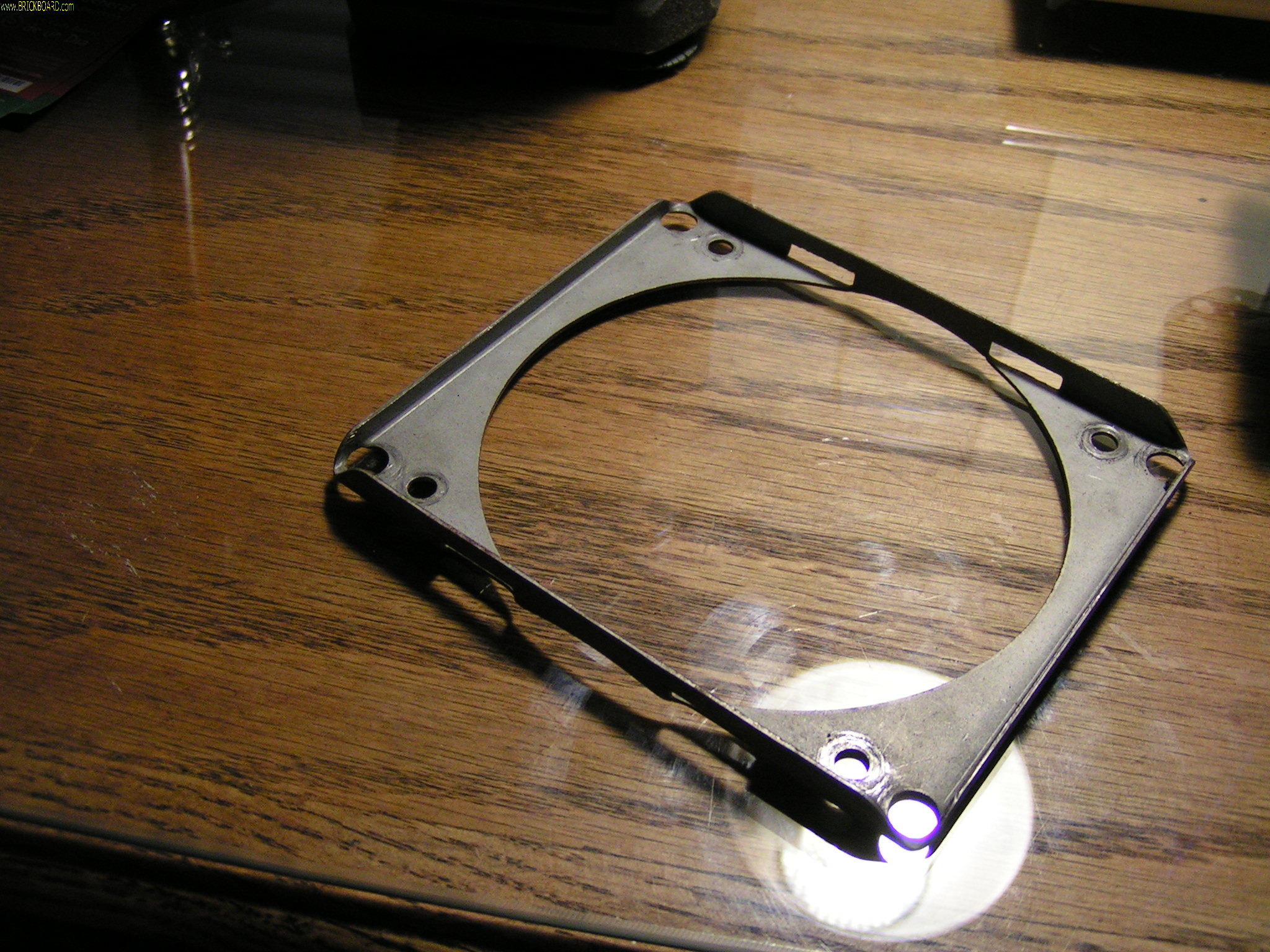 Volvo 200 -- Speaker bracket