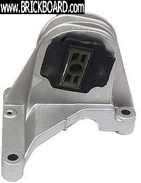 Volvo  -- 99 V70 engine mount