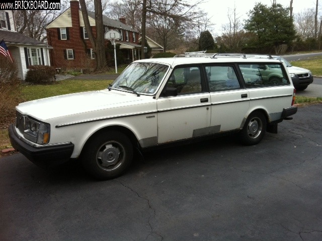 Volvo 200 -- Volvo 240 Wagon