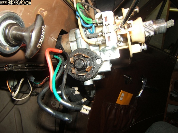 Volvo 120-130 -- ignition switch