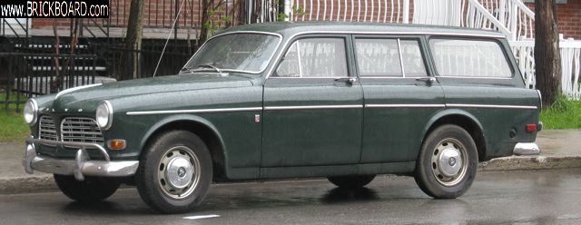 Volvo  -- volvo 220