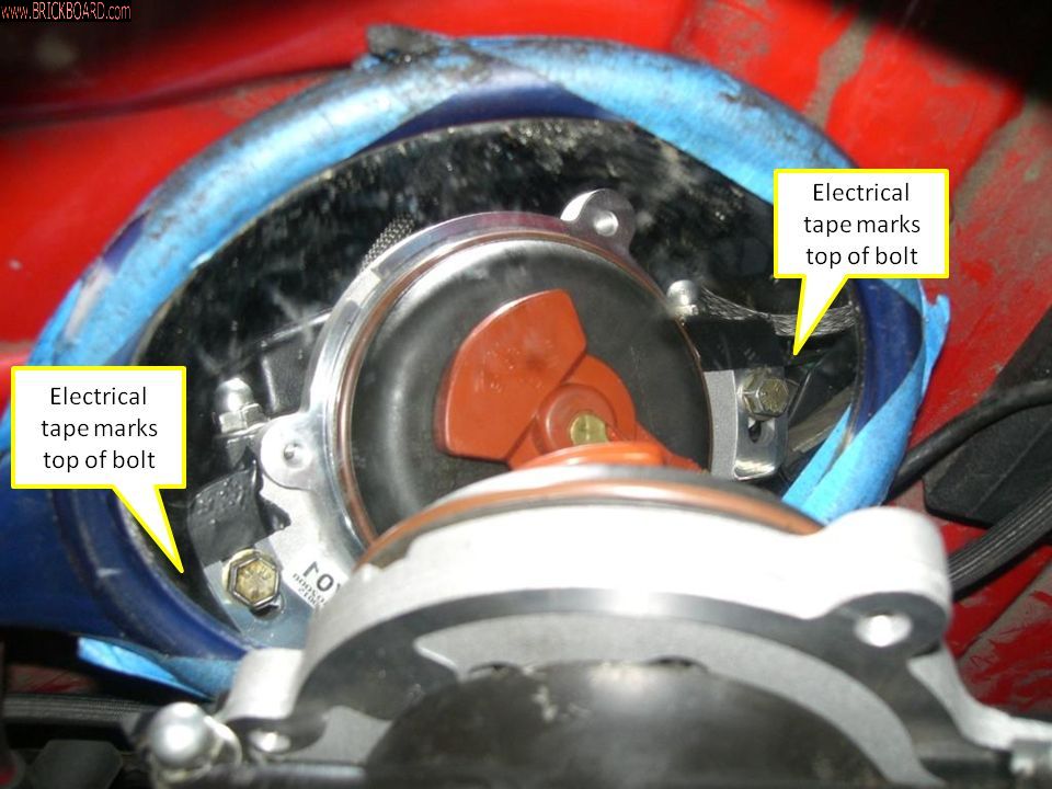 Volvo 700 -- 740 Distributor position marked with electrical tape