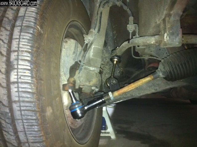 Volvo 200 -- Front Suspension