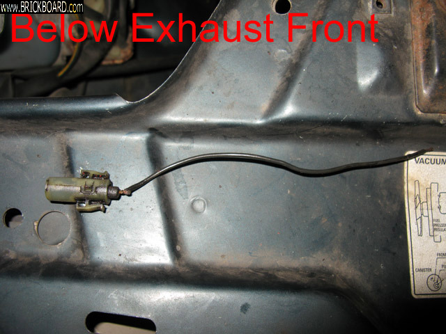 Volvo 200 -- 240 mystery wires 4