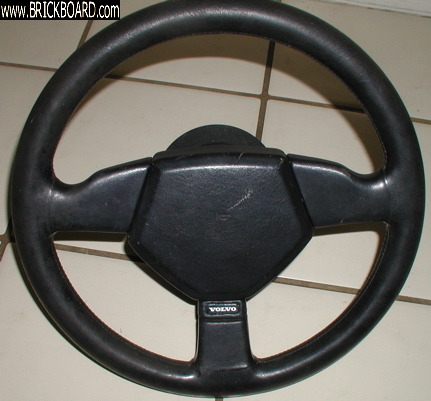 Volvo 700 -- 740 R-sport steering wheel