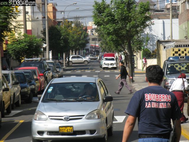 Volvo  -- 120 in Lima 2010